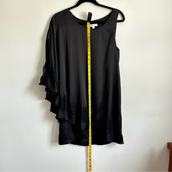 BCBGeneration Black Lace One Shoulder Dress - S Flowy Cocktail Party Elegant - Picture 4 of 8